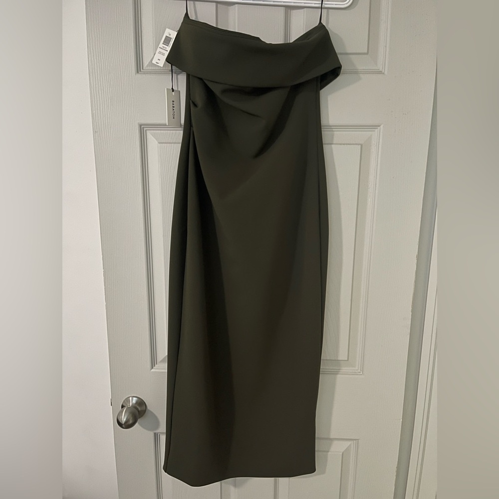 NWT aritzia babaton eye catcher dress size M